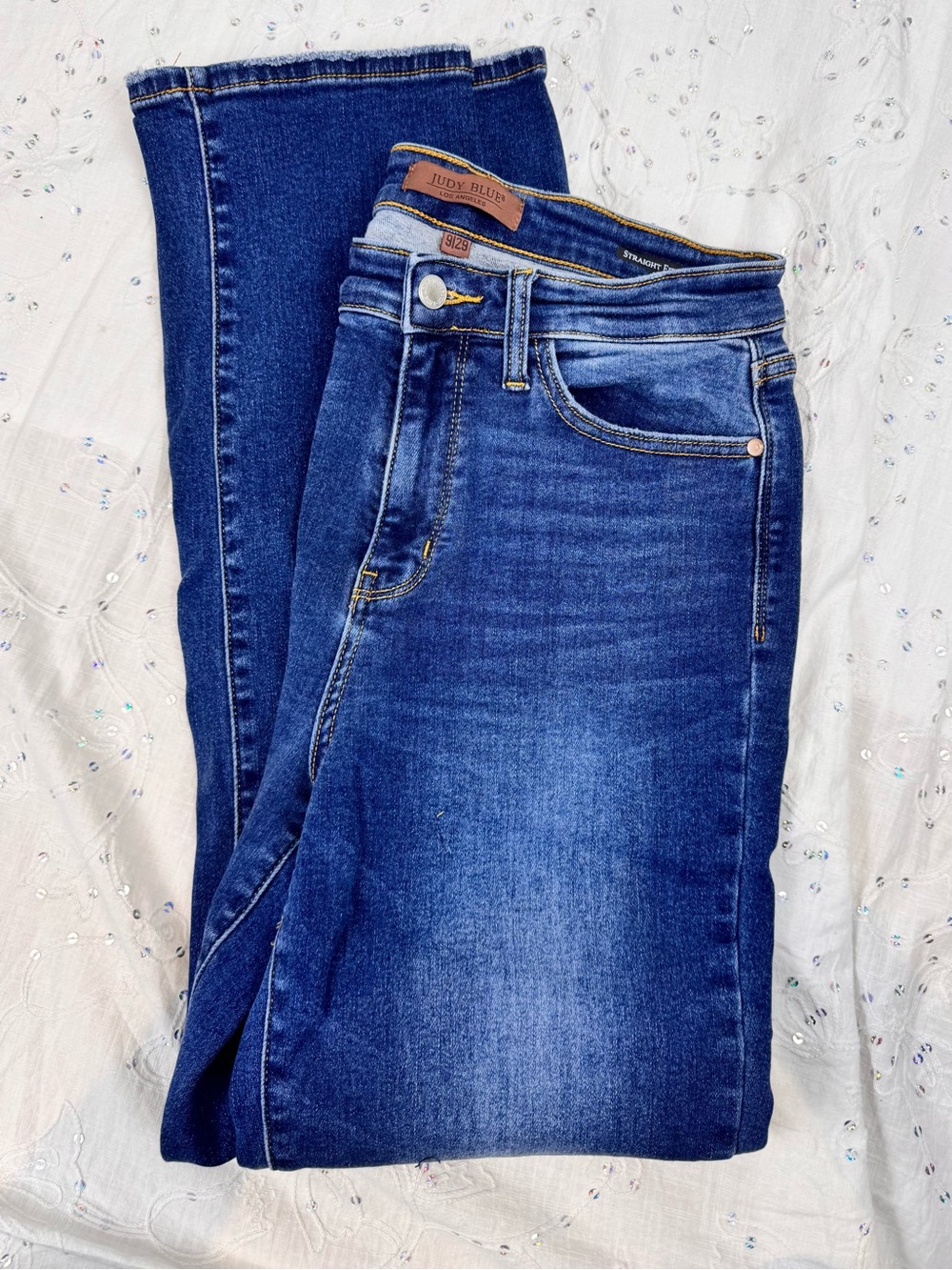 Judy Blue Straight Fit High Rise Jeans in Dark Wash Size 9/29